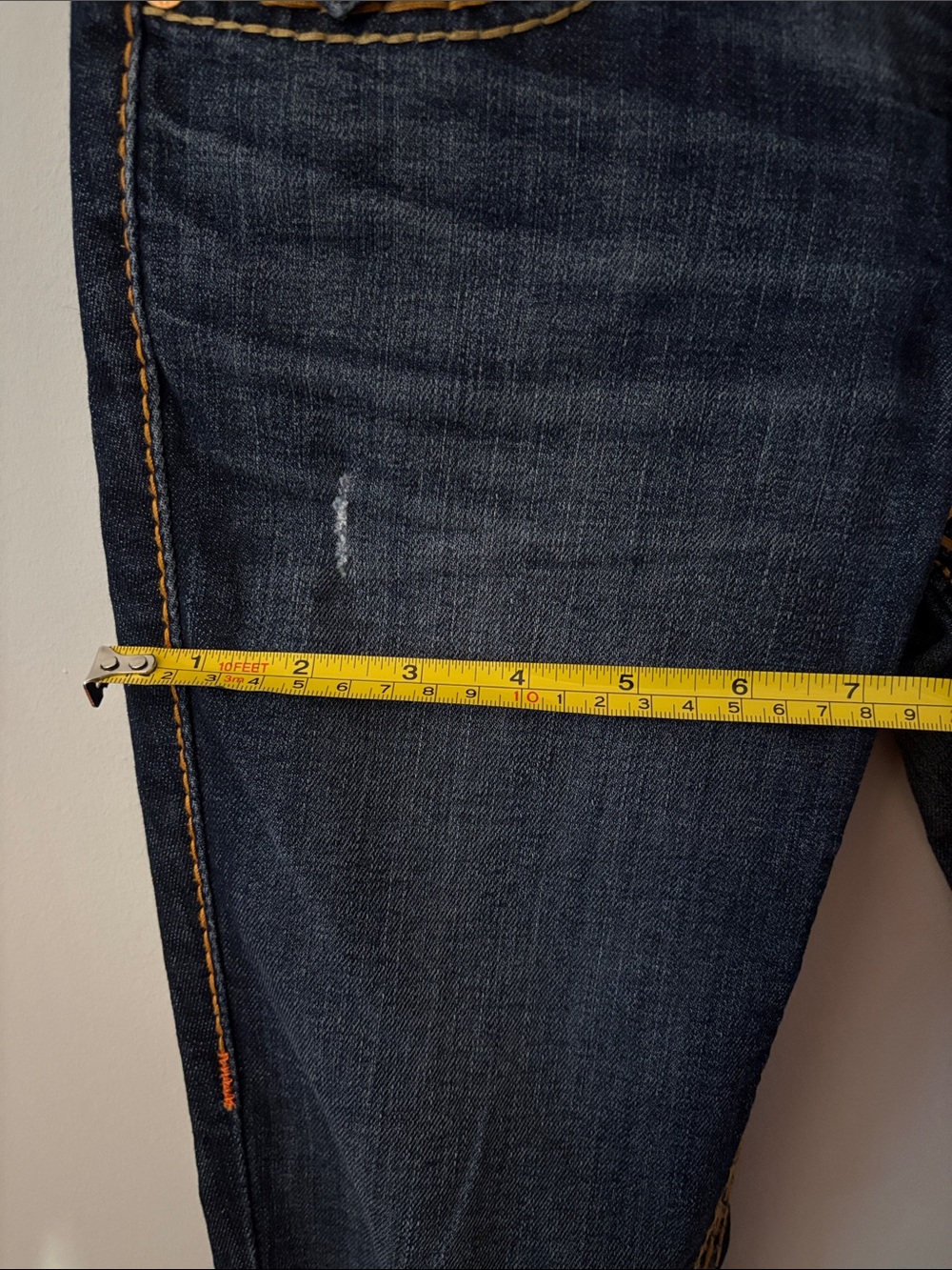 True Religion Women’s Skinny Jeans - Dark Indigo with Contrast Stitching - Picture 8 of 9